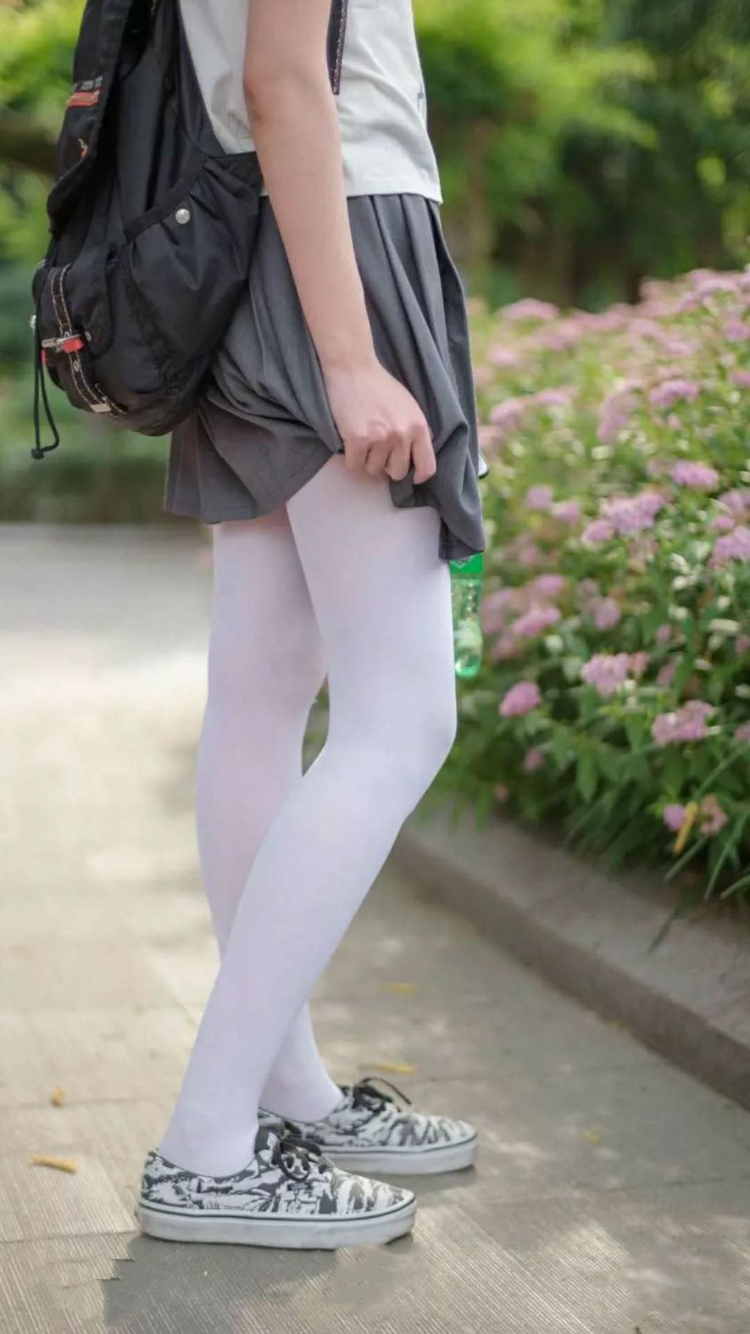 九游娱乐(jiuyou)官网-2017年东部决赛:库里在第六场攻防两端表现完美,砍下35分带队晋级!