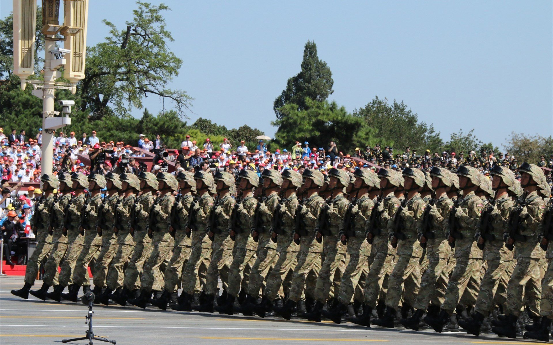 九游jiuyou-室外极限：极地与火山地带的惊人赛站，户外极限运动品牌
