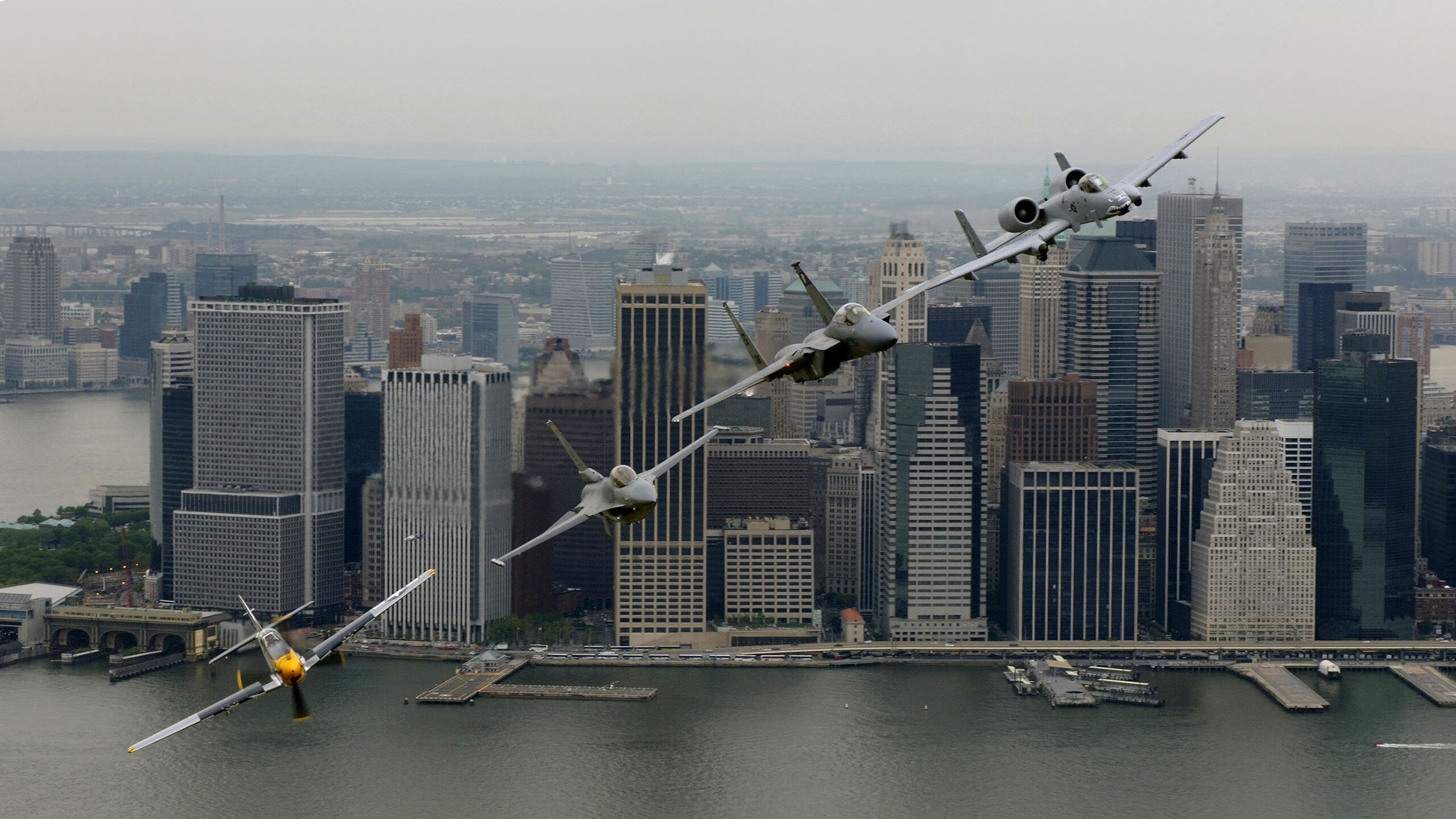 -德甲俱乐部积极探索数字化转型，提升观赛体验，德甲俱乐部关系网