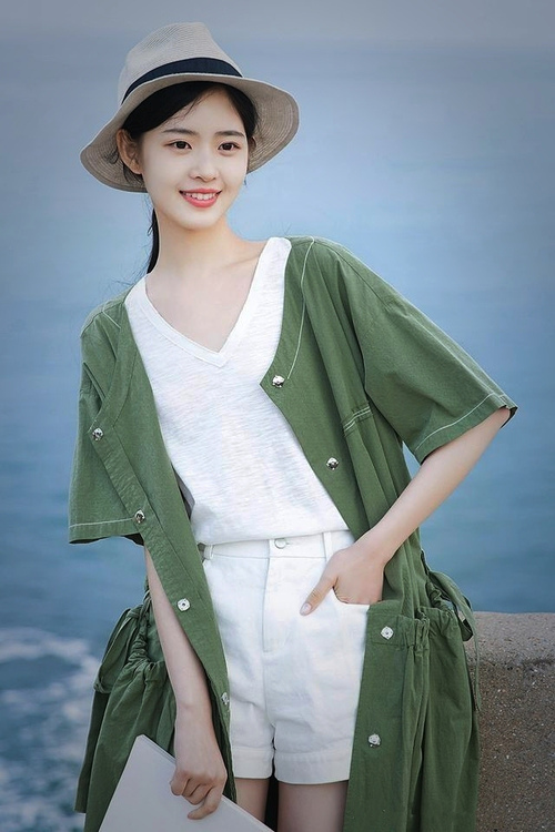 九游电脑版-中学篮球引导学生参与裁判工作培养规则意识，篮球学生裁判员应掌握的技能