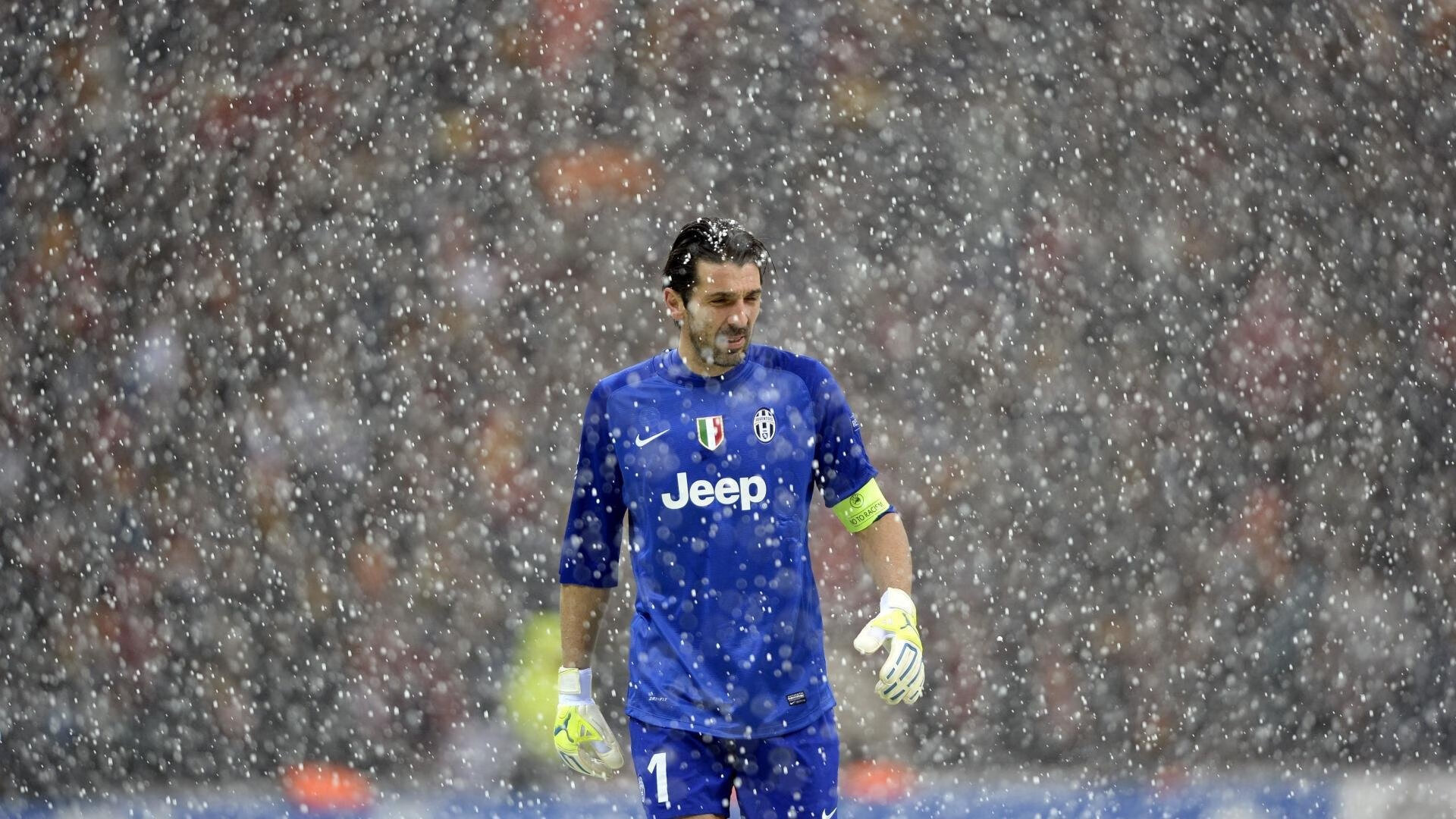 Jiuyou-《电竞选手的日常：训练基地揭秘》，电竞选手训练营